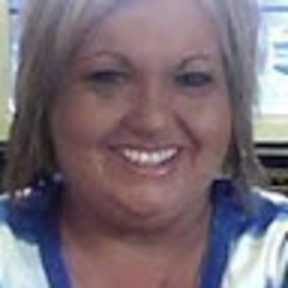 Meet your Posher, Shelia - Picture 1 of 1